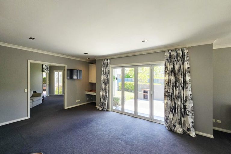 Photo of property in 72 Kent Terrace, Taradale, Napier, 4112