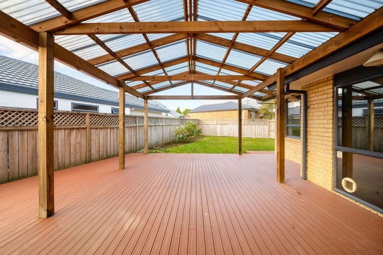 Photo of property in 11 Castlewold Place, Huntington, Hamilton, 3210