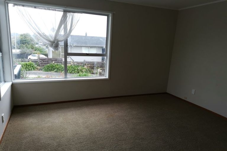 Photo of property in 43 Walworth Avenue, Pakuranga Heights, Auckland, 2010