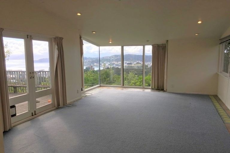 Photo of property in 60 Orangi Kaupapa Road, Northland, Wellington, 6012