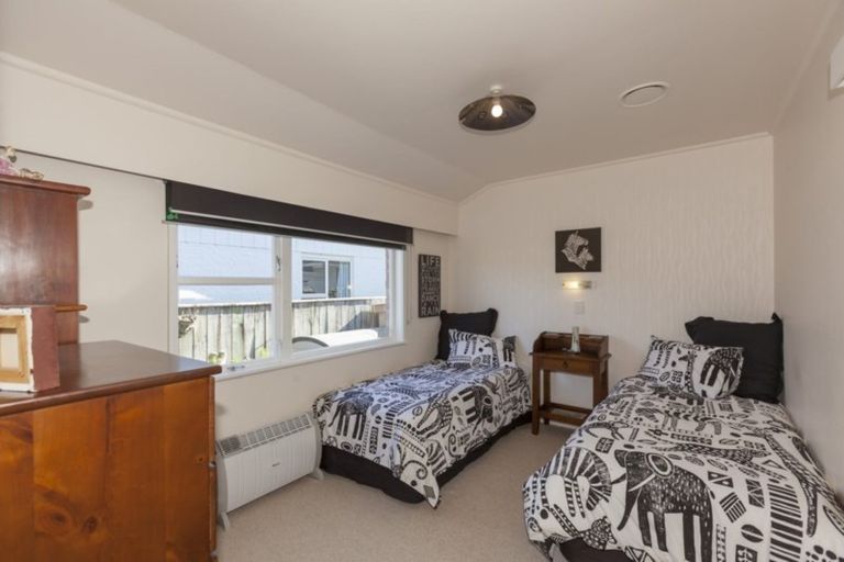 Photo of property in 2a Leybourne Avenue, Waikanae, 5036