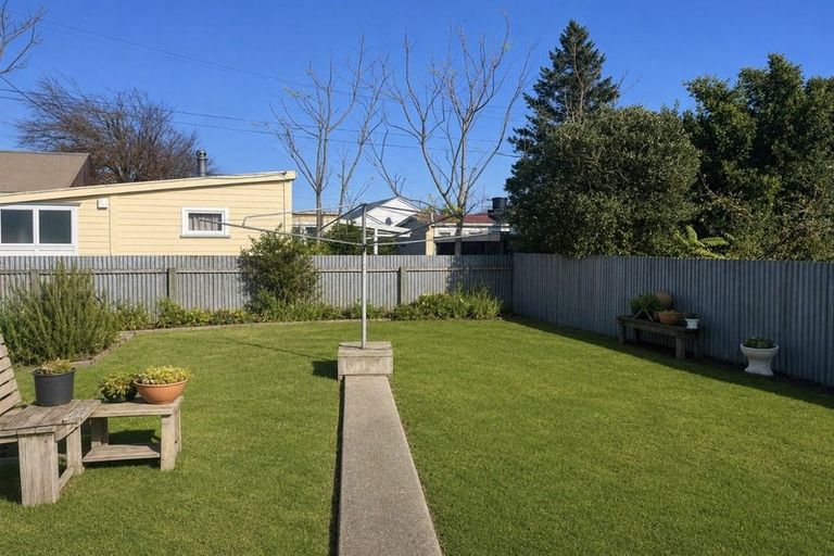 Photo of property in 97 Broadway, Carterton, 5713