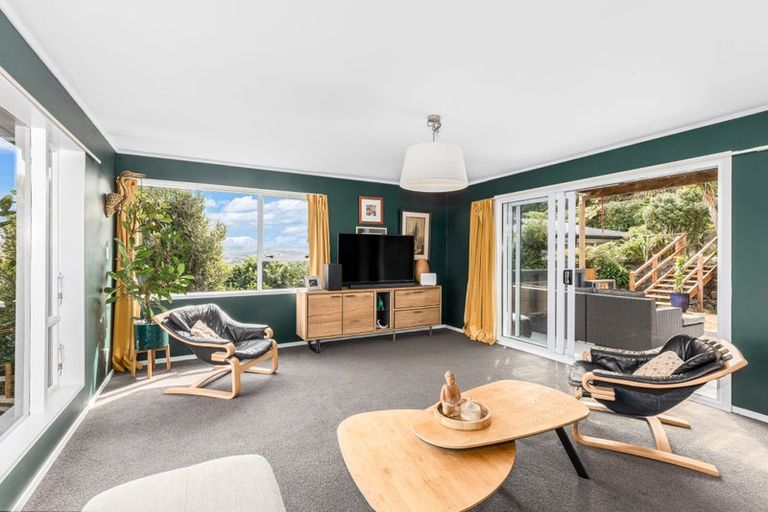 Photo of property in 5 Meridian Way, Whitby, Porirua, 5024