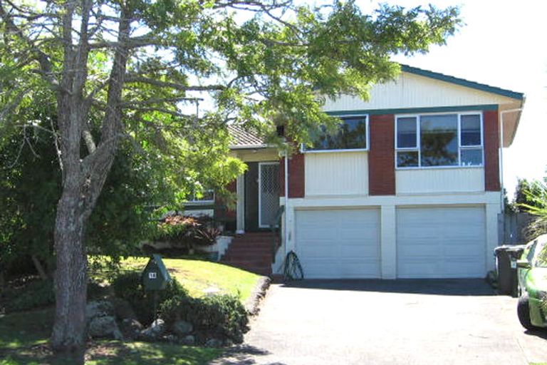 Photo of property in 18 Taitua Drive, Te Atatu South, Auckland, 0610