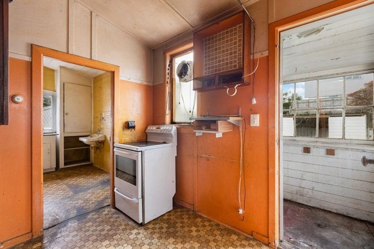 Photo of property in 26 Garfield Street, Brooklyn, Wellington, 6021