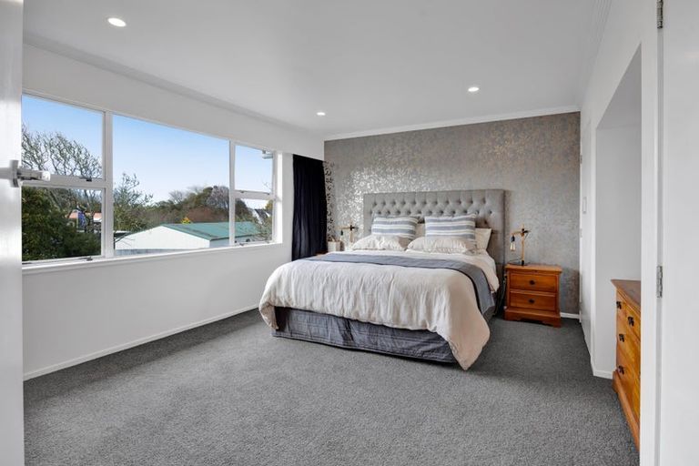 Photo of property in 289 High Street, Eltham, 4322