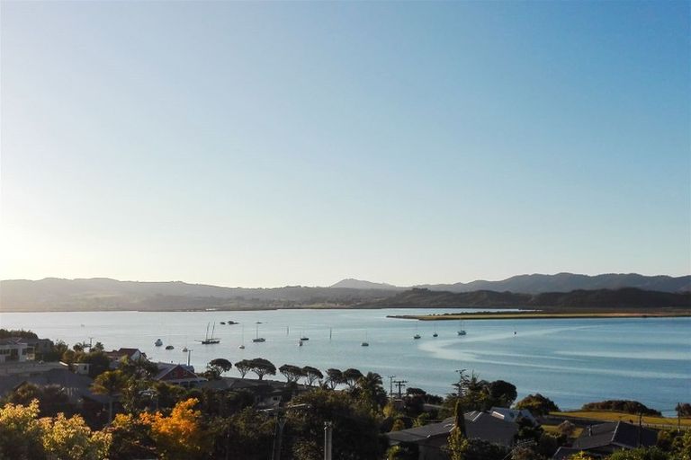 Photo of property in 4a Johnson Street, Onerahi, Whangarei, 0110