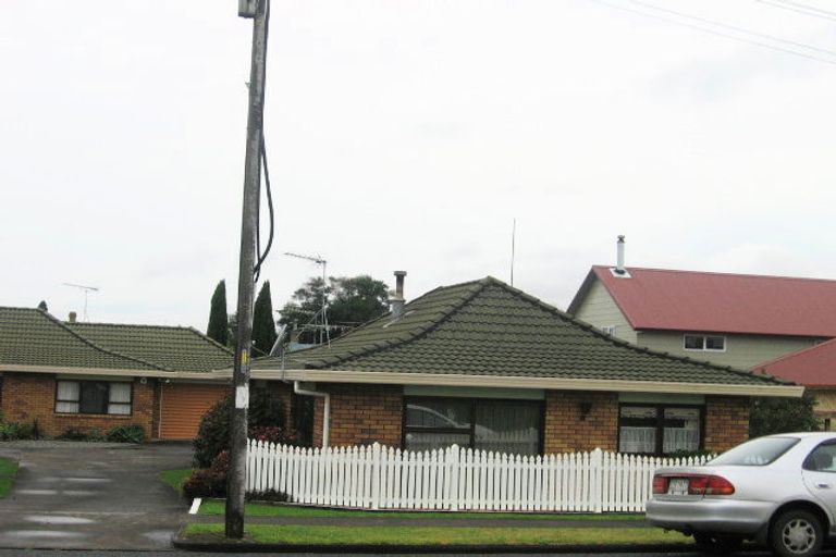 Photo of property in 1/10 King Edward Avenue, Papakura, 2110