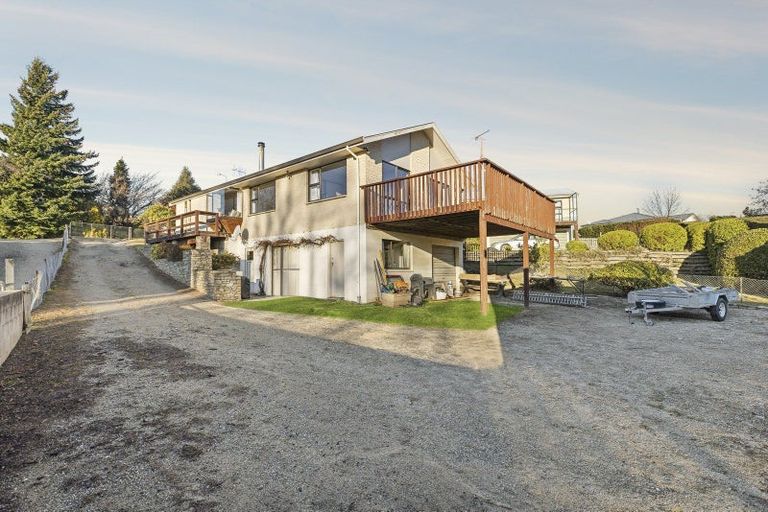 Photo of property in 37 Hunter Crescent, Wanaka, 9305