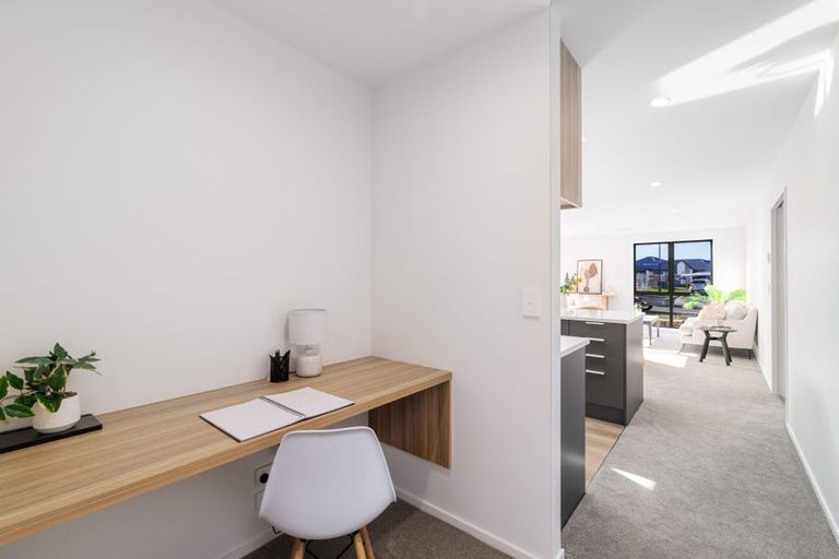 Photo of property in 8 Waterford Farm Road, Halswell, Christchurch, 8025