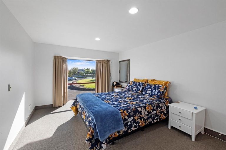Photo of property in 8 Katherine Place, Bellevue, Tauranga, 3110