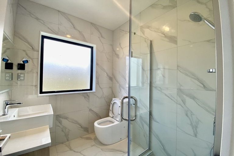Photo of property in 98 Ksenia Drive, Flat Bush, Auckland, 2019