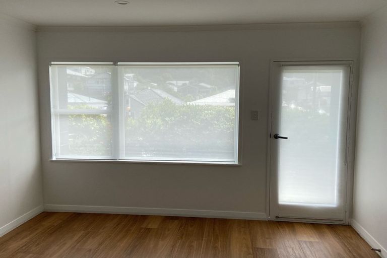 Photo of property in 1/17 The Parade, Island Bay, Wellington, 6023