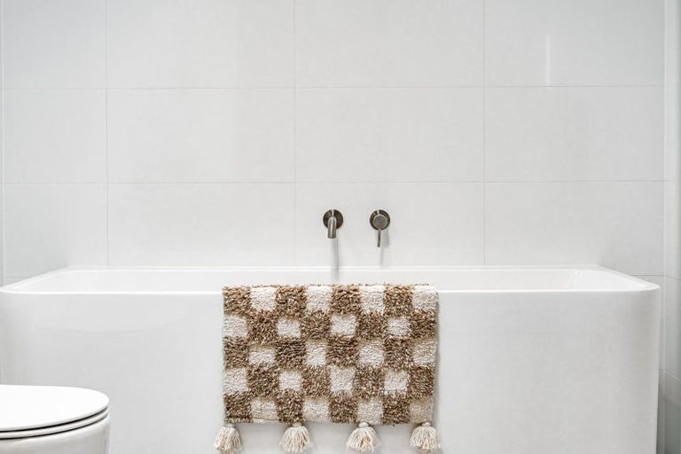 Photo of property in 9 Golden Fall Road, Hobsonville, 0616