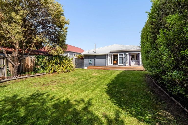 Photo of property in 54 Forfar Street, St Albans, Christchurch, 8014