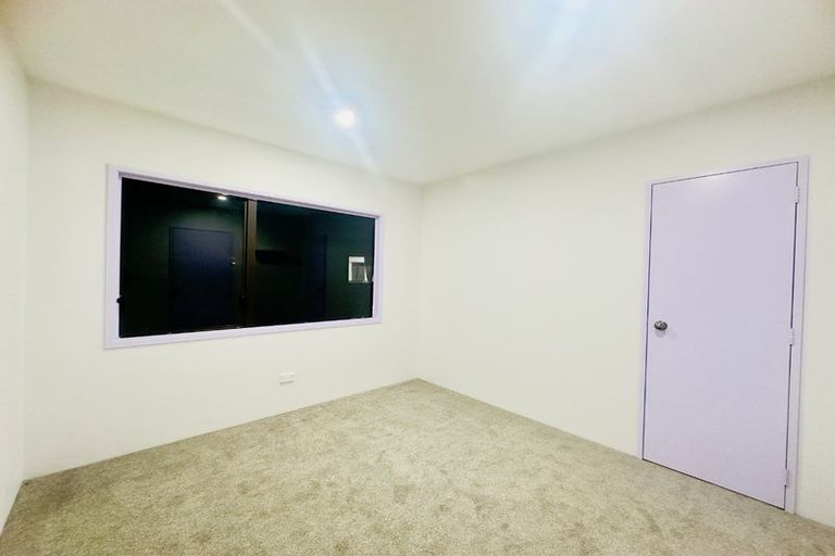 Photo of property in 4/31 Aeronautic Road, Takanini, 2112