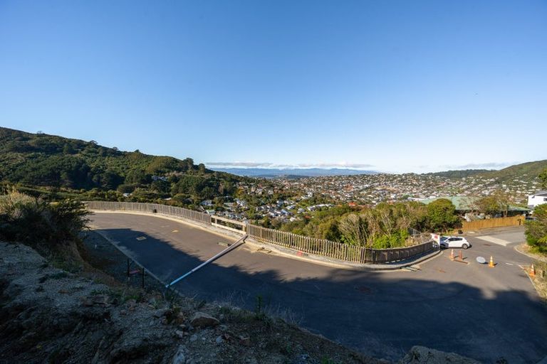 Photo of property in 29 Alanbrooke Place, Karori, Wellington, 6012