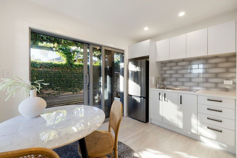 Photo of property in 1 Woodstock Road, Fairfield, Hamilton, 3214