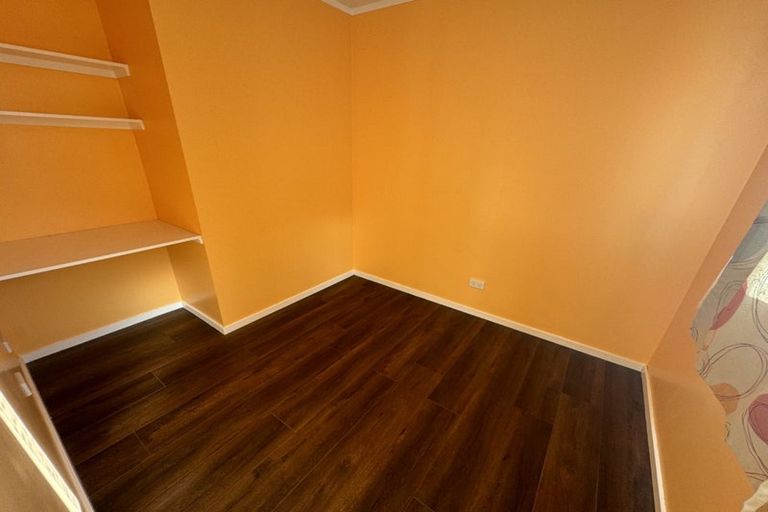 Photo of property in 17 Lolim Place, Favona, Auckland, 2024