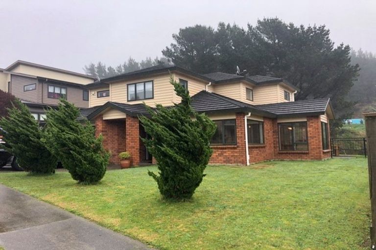 Photo of property in 8 Winsley Terrace, Churton Park, Wellington, 6037