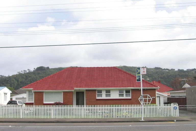 Photo of property in 1105 High Street, Taita, Lower Hutt, 5011
