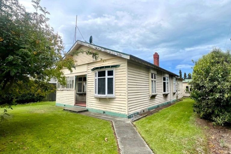 Photo of property in 2 Studholme Street, Temuka, 7920