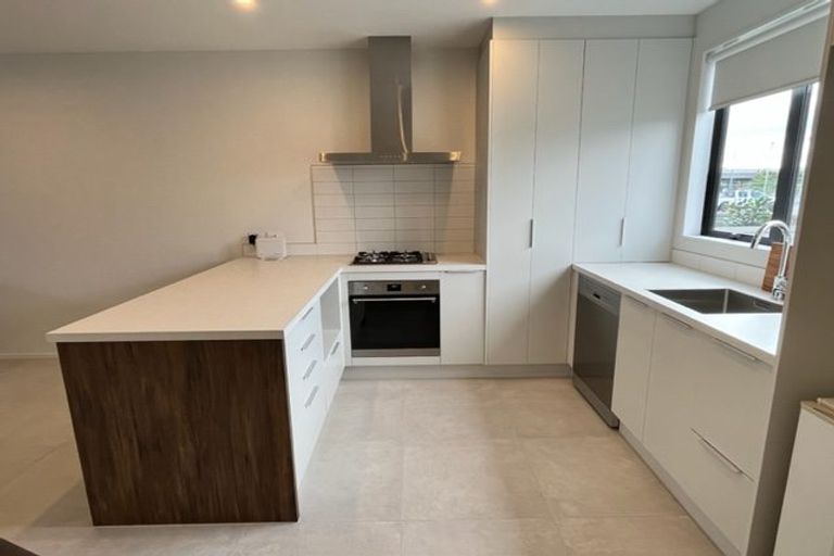 Photo of property in 21 Orona Place, Takanini, 2112