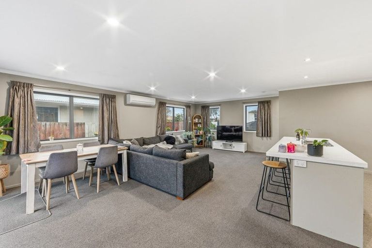 Photo of property in 5 Royalist Avenue, North New Brighton, Christchurch, 8083