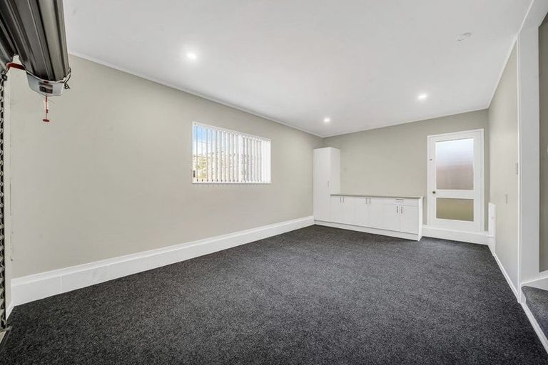 Photo of property in 3a James Road, Manurewa, Auckland, 2102
