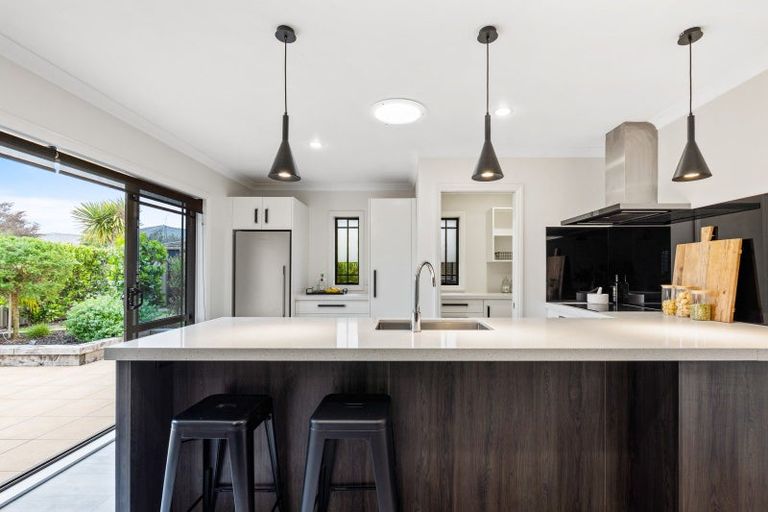 Photo of property in 29 Pinotage Drive, Greenmeadows, Napier, 4112