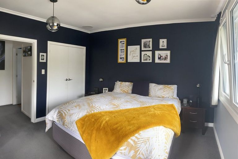 Photo of property in 31a Norton Park Avenue, Fairfield, Lower Hutt, 5011
