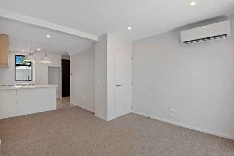 Photo of property in 7/10 New Brighton Road, Shirley, Christchurch, 8061