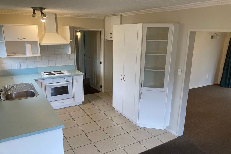Photo of property in 50 Chipping Lane, Redwood, Christchurch, 8051