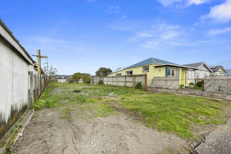 Photo of property in 12 Bolton Street, Petone, Lower Hutt, 5012