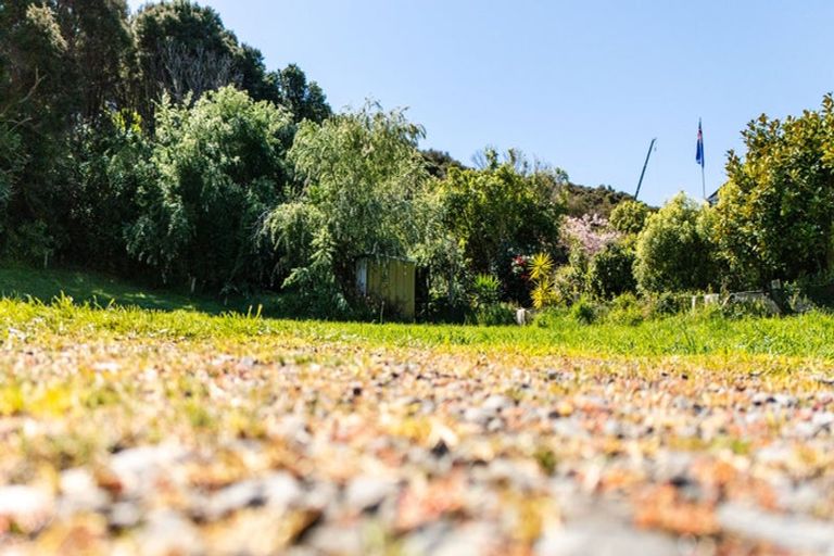 Photo of property in 29 Settlers Hill, Akaroa, 7520