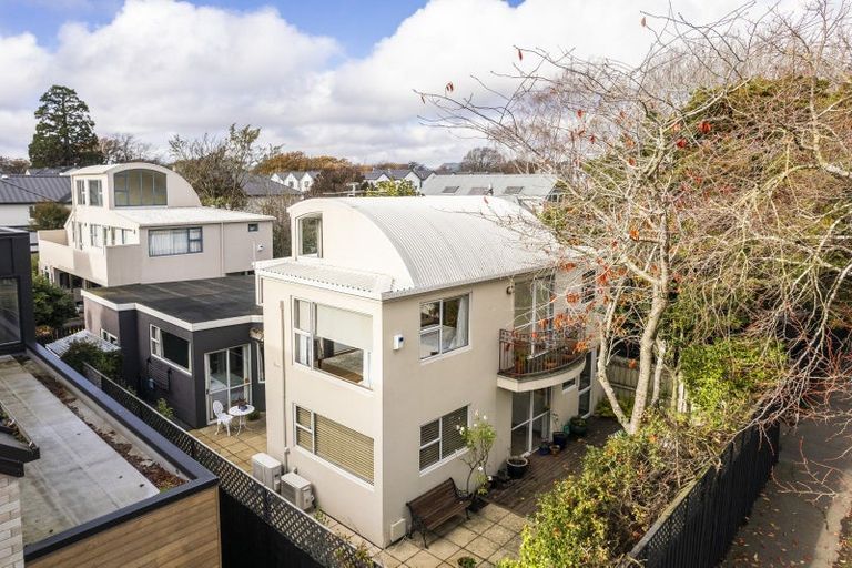 Photo of property in 2/18 Darvel Street, Riccarton, Christchurch, 8011