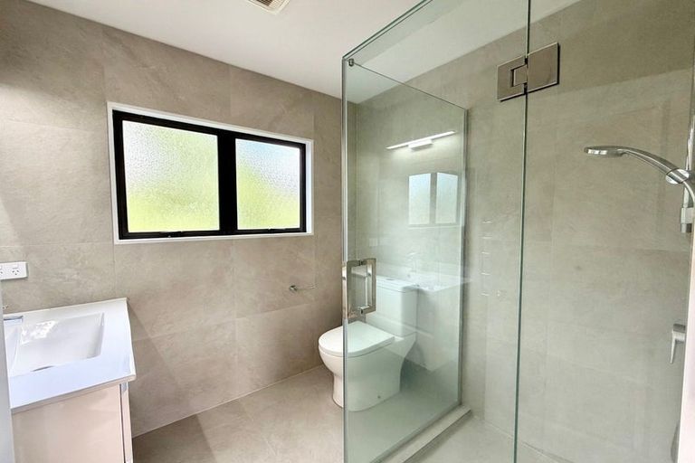 Photo of property in 125 Charles Prevost Drive, The Gardens, Auckland, 2105