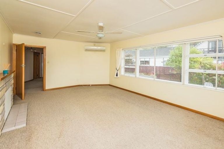Photo of property in 11 Toi Street, Tawhero, Whanganui, 4501