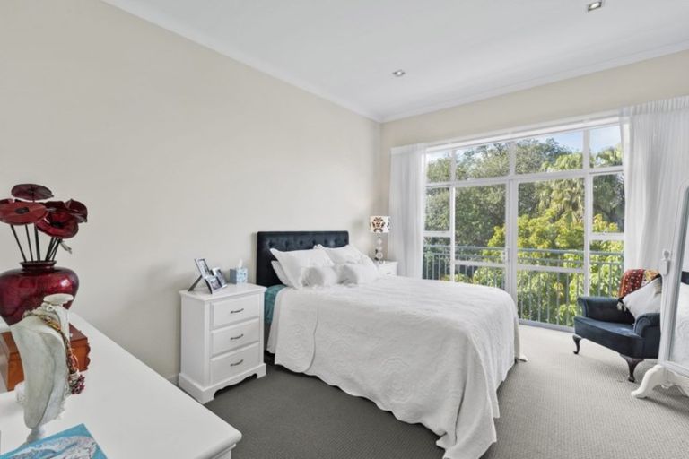 Photo of property in 7 Kensington Drive, Orewa, 0931