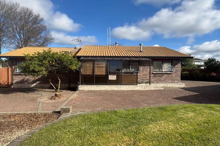 Photo of property in 16 Palmer Place, Parkvale, Hastings, 4122