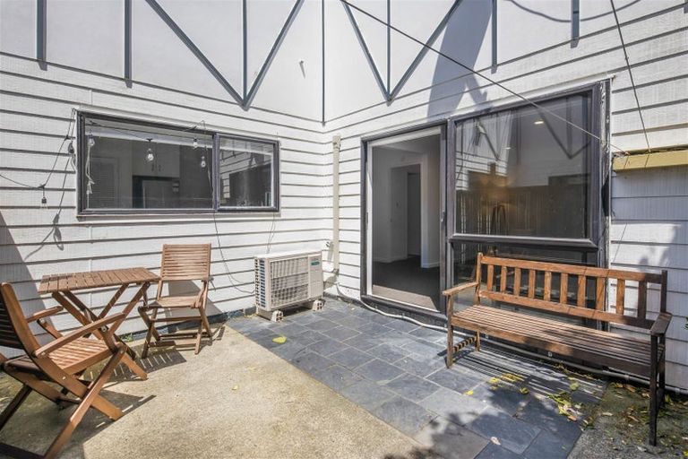 Photo of property in 4/53 Dominion Park Street, Johnsonville, Wellington, 6037