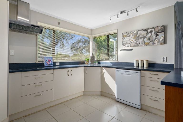 Photo of property in 24 Taylor Street, Cambridge, 3434