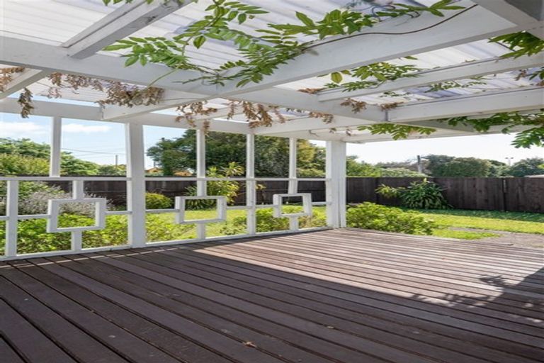 Photo of property in 114 Browns Road, Manurewa, Auckland, 2102