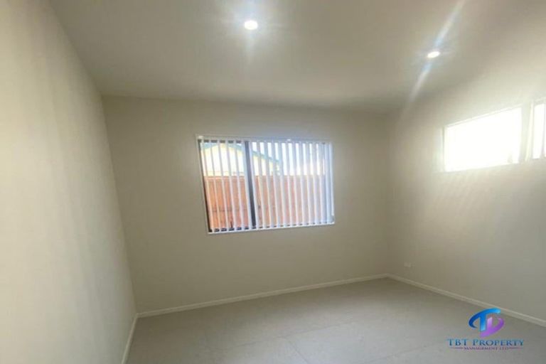 Photo of property in 36a Cambridge Terrace, Papatoetoe, Auckland, 2025
