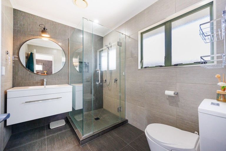 Photo of property in 82 James Line, Kelvin Grove, Palmerston North, 4414