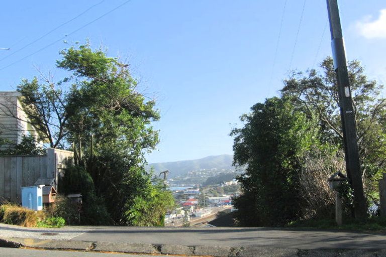 Photo of property in 28 Taupo Crescent, Plimmerton, Porirua, 5026