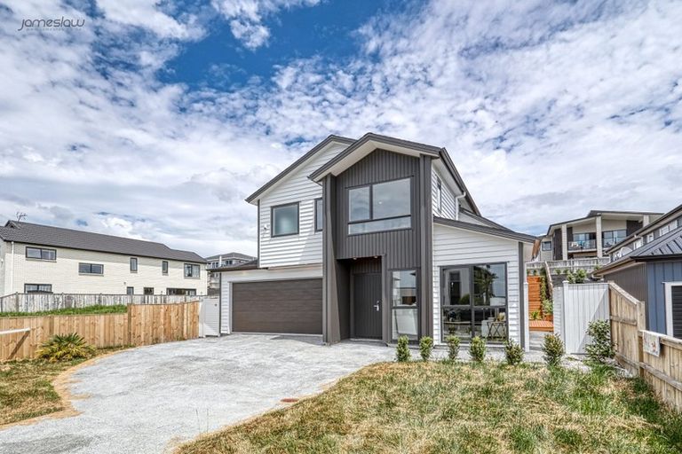 Photo of property in 27 Thistle Close, Beachlands, Auckland, 2018