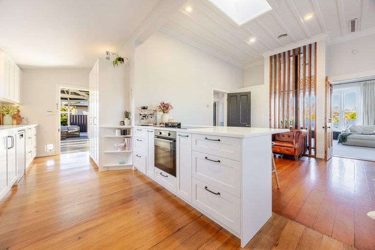 Photo of property in 600 Park Road North, Parkvale, Hastings, 4122