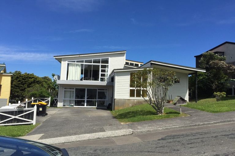 Photo of property in 14 Atlanta Grove, Brooklyn, Wellington, 6021