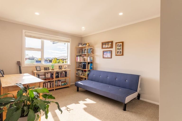 Photo of property in 6 Unwin Place, Twizel, 7901